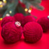 FLUFF • Set de 6 Boules de Noël Rouges (2x2x2) – Image 3