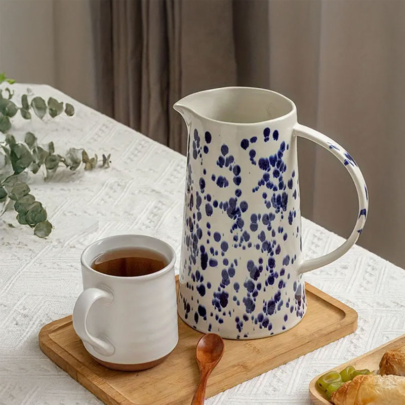 DIANA • Grande Carafe Tachetée – Image 2