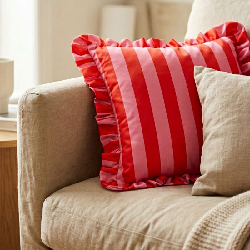 JUNE • Coussin Extérieur Rayé Rouge & Rose – Image 3